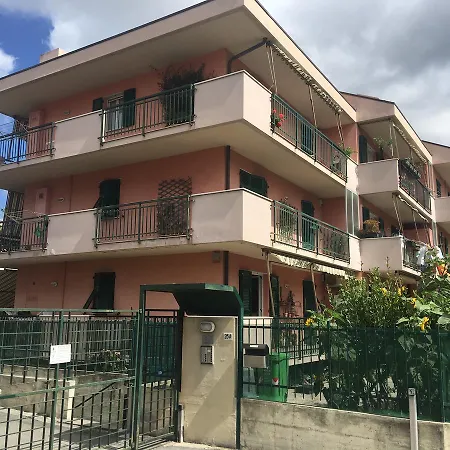 With Garden In Apartment Sestri Levante